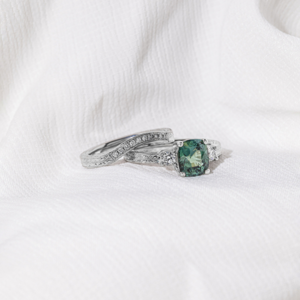 custom and bespoke engagement ring made in sydney, melbourne and brisbane for larsen jewellery
